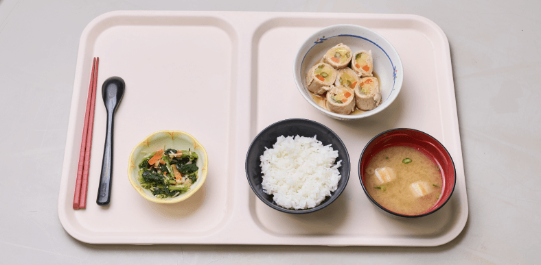 食事の提供
